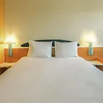 Ibis Sud 3*