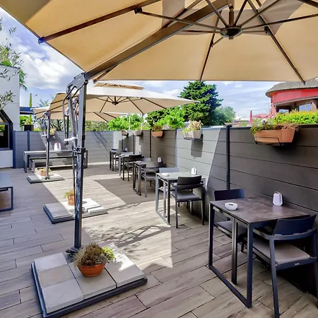 Отель Ibis Sud 3*