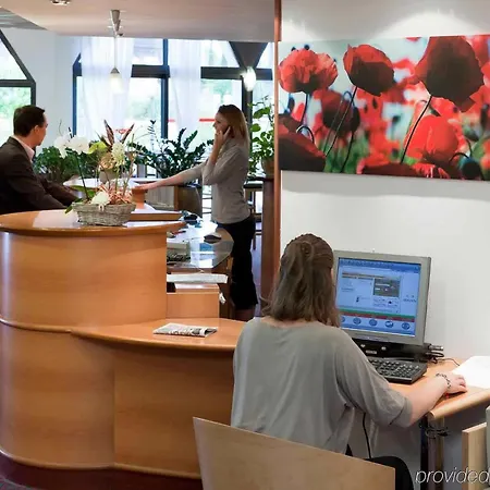 Ibis Sud Hotel 3*